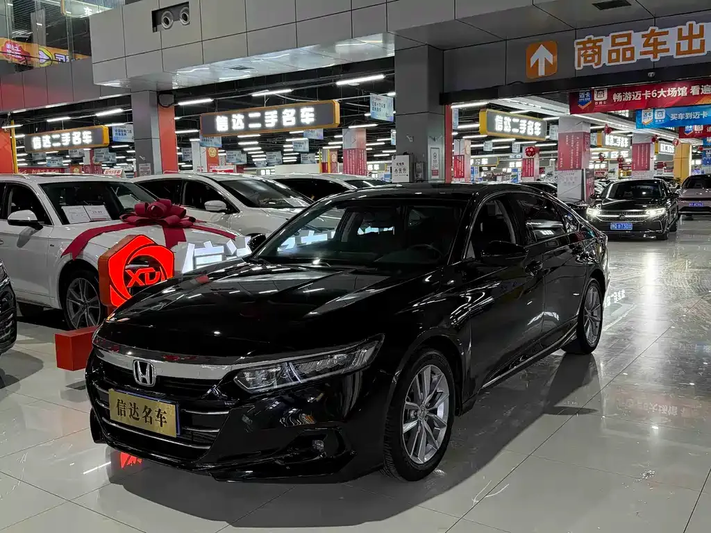 Honda Accord — фото 1