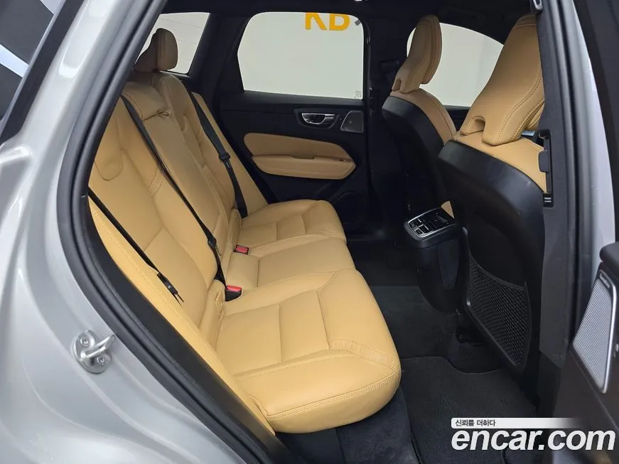 Volvo XC60 2024 из KR, фото 10
