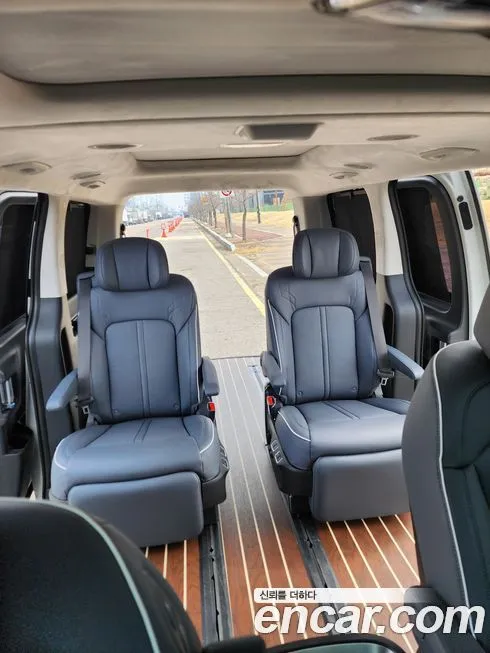 Hyundai Staria — фото 9