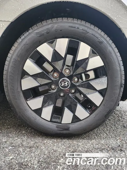 Hyundai Staria — фото 5