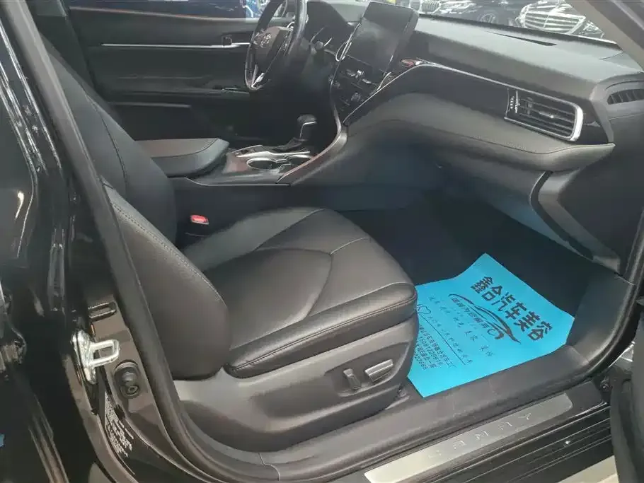 Toyota Camry 2022 из CN, фото 5