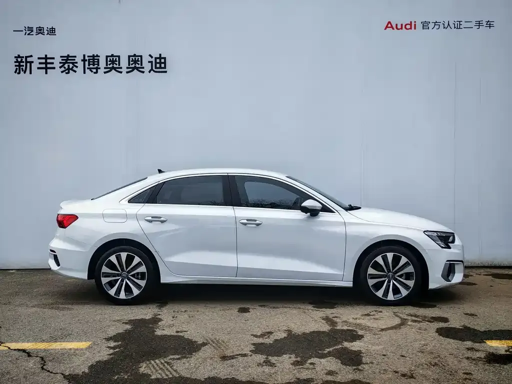 Audi A3 2022 из CN, фото 10