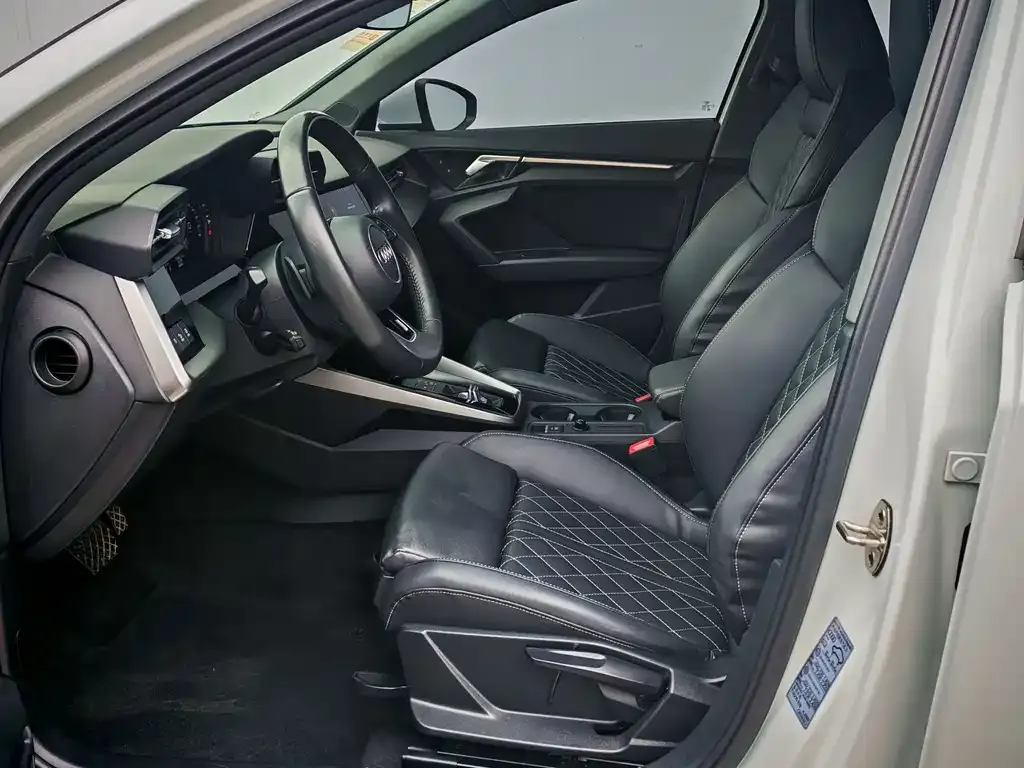 Audi A3 2022 из CN, фото 6
