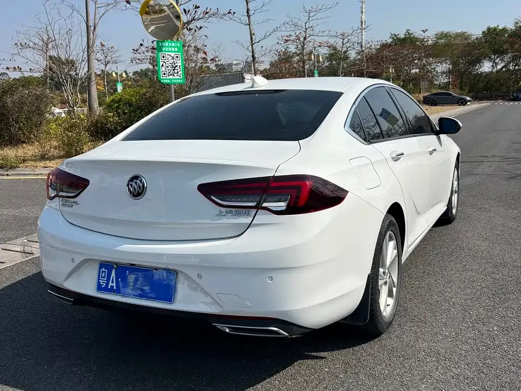 Buick Regal — фото 9