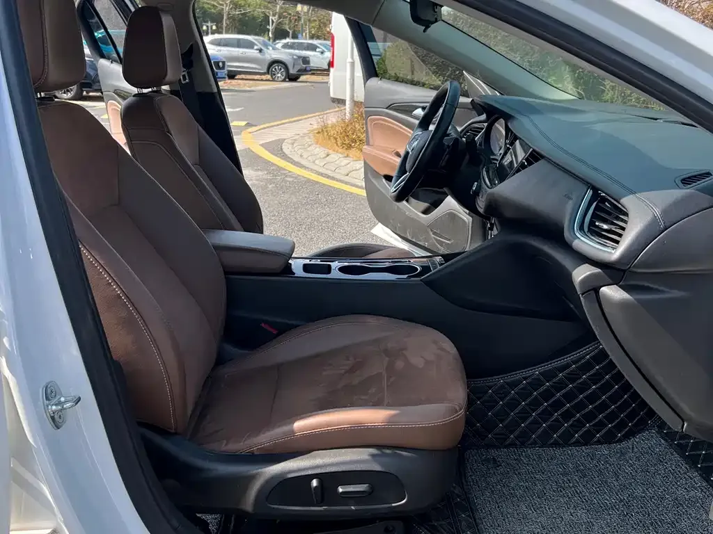 Buick Regal — фото 2