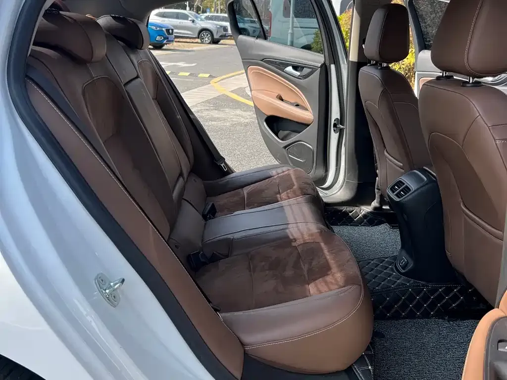 Buick Regal — фото 3