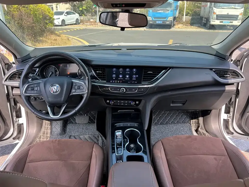 Buick Regal — фото 8