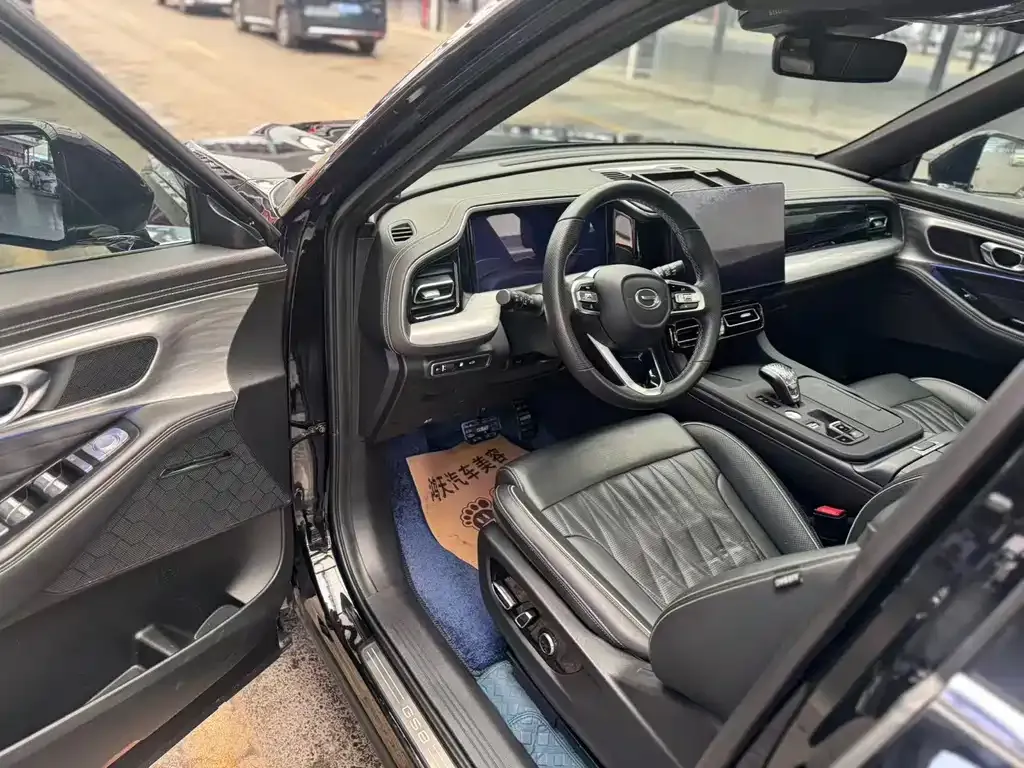 GAC Motor Trumpchi GS8 — фото 10