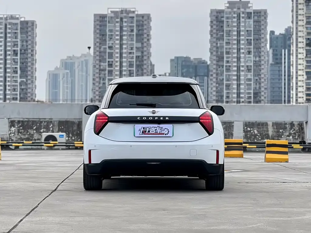 MINI Cooper EV 2025 из CN, фото 6
