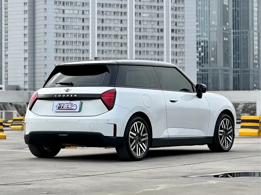 MINI Cooper EV 2025 из CN, фото 8