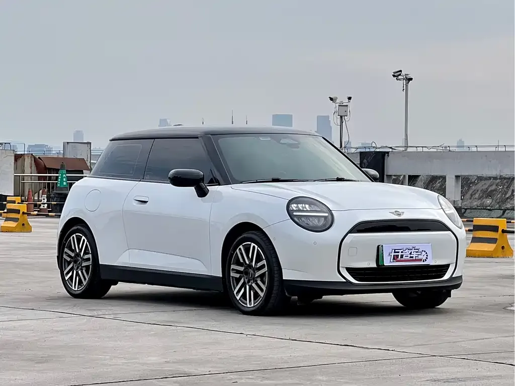 MINI Cooper EV 2025 из CN, фото 2