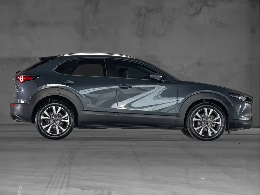 Mazda CX-30 2022 из CN, фото 3