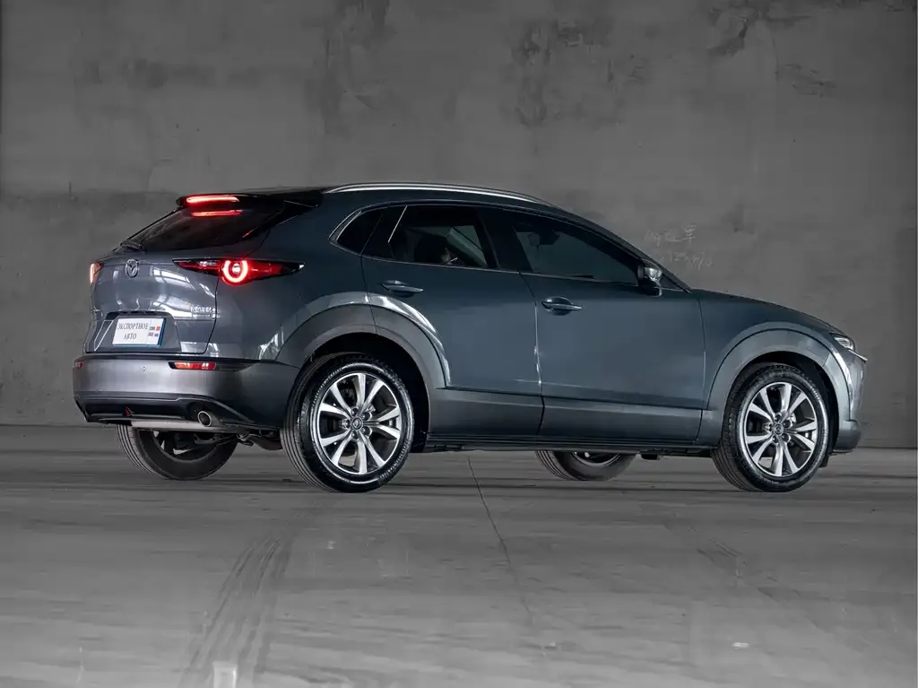 Mazda CX-30 2022 из CN, фото 10