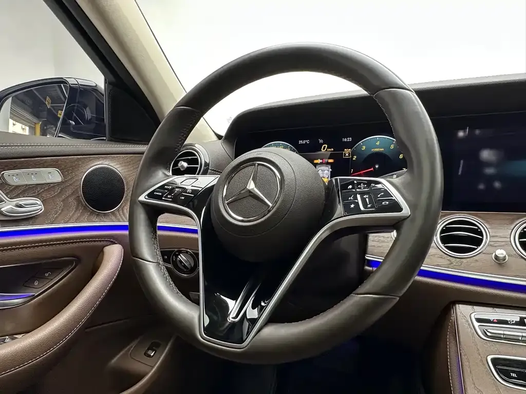 Mercedes-Benz E-Class 2023 из CN, фото 9