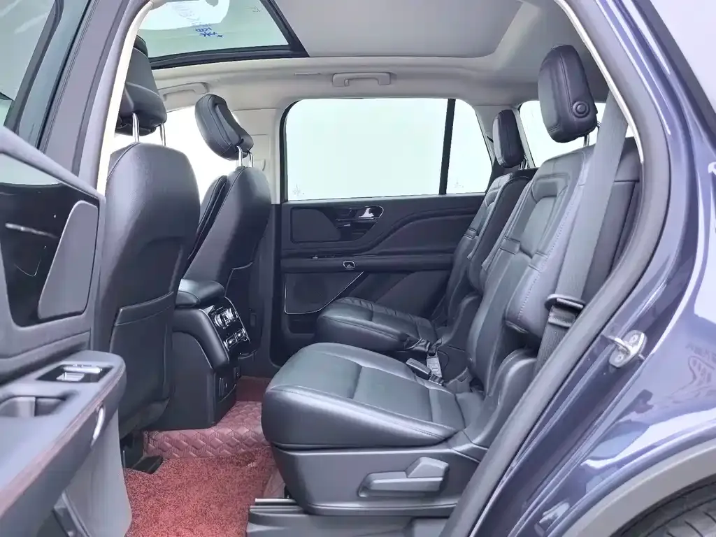 Lincoln Aviator 2021 из CN, фото 10