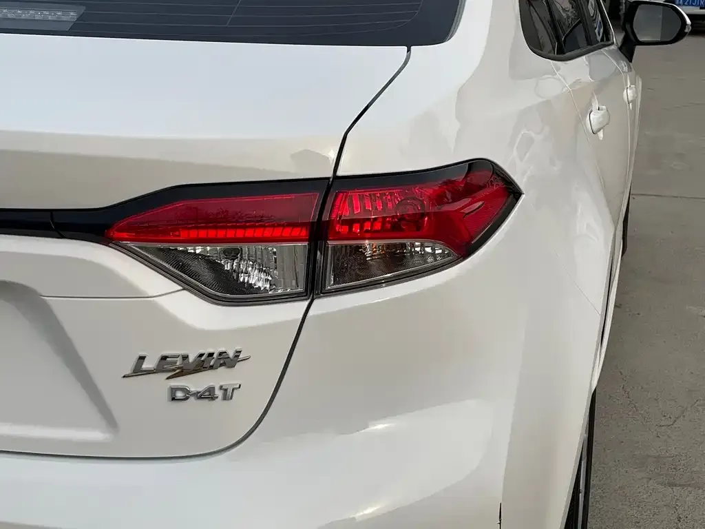 Toyota Levin — фото 2