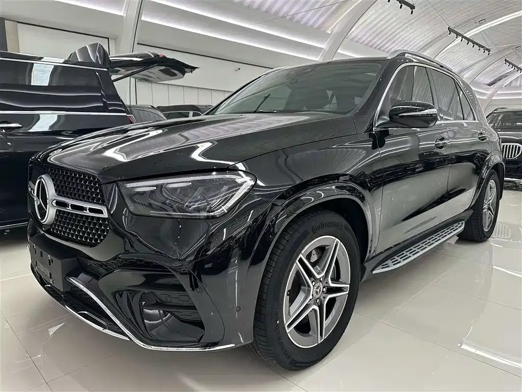Mercedes-Benz GLE — фото 1