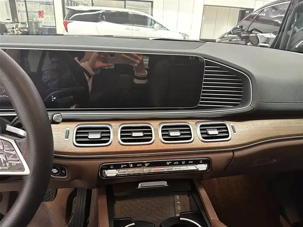 Mercedes-Benz GLE — фото 5