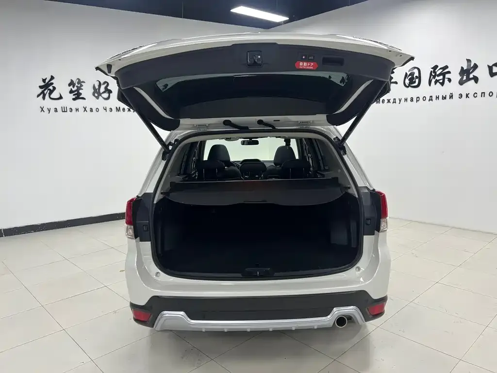 Subaru Forester — фото 2
