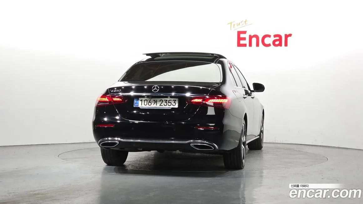 Mercedes-Benz E-Class 2021 из KR, фото 2