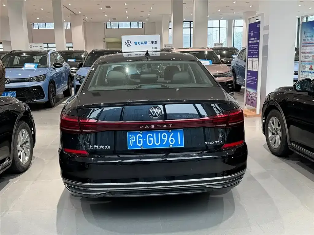 Volkswagen Passat — фото 5