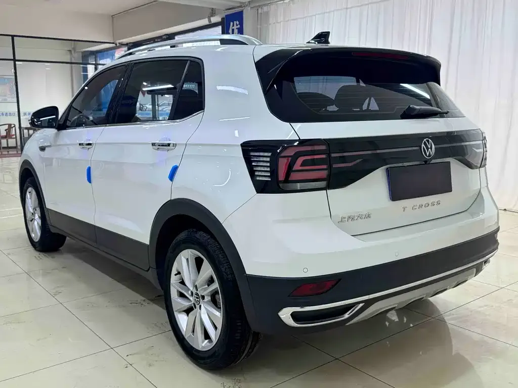 Volkswagen T-Cross — фото 6