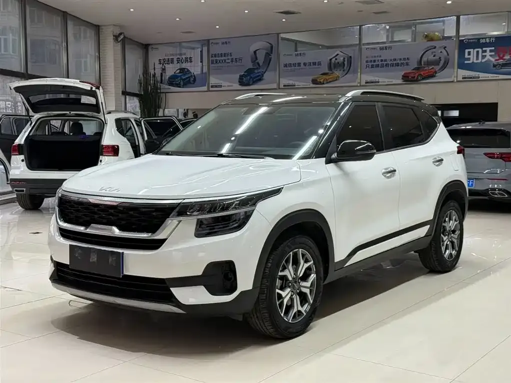 Kia KX3 2023 из CN, фото 1