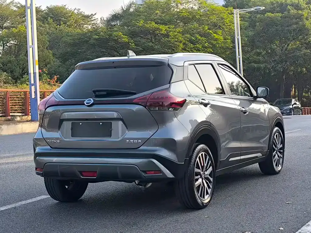 Nissan Kicks — фото 8