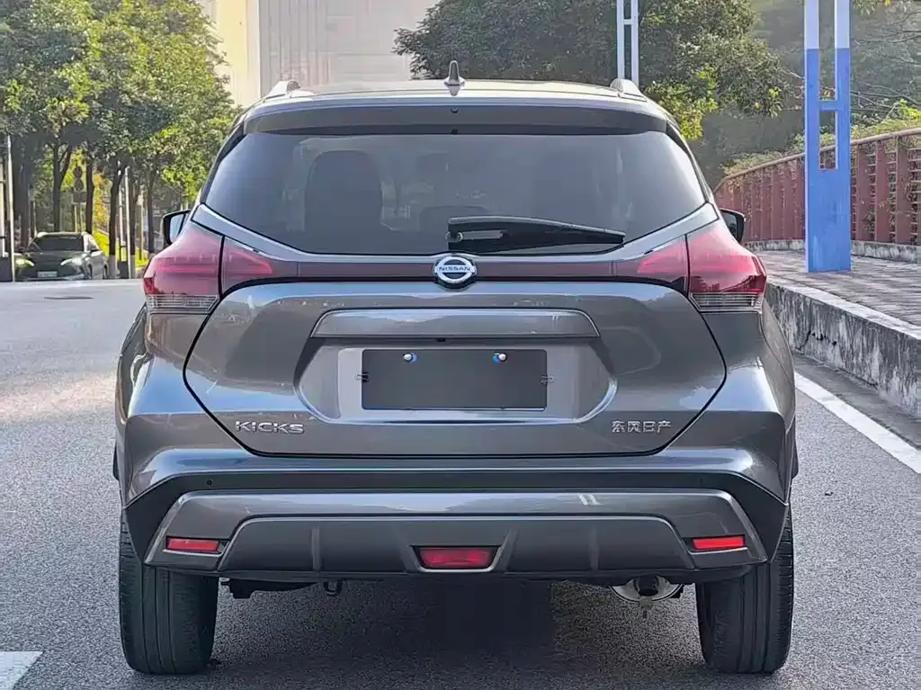 Nissan Kicks — фото 4