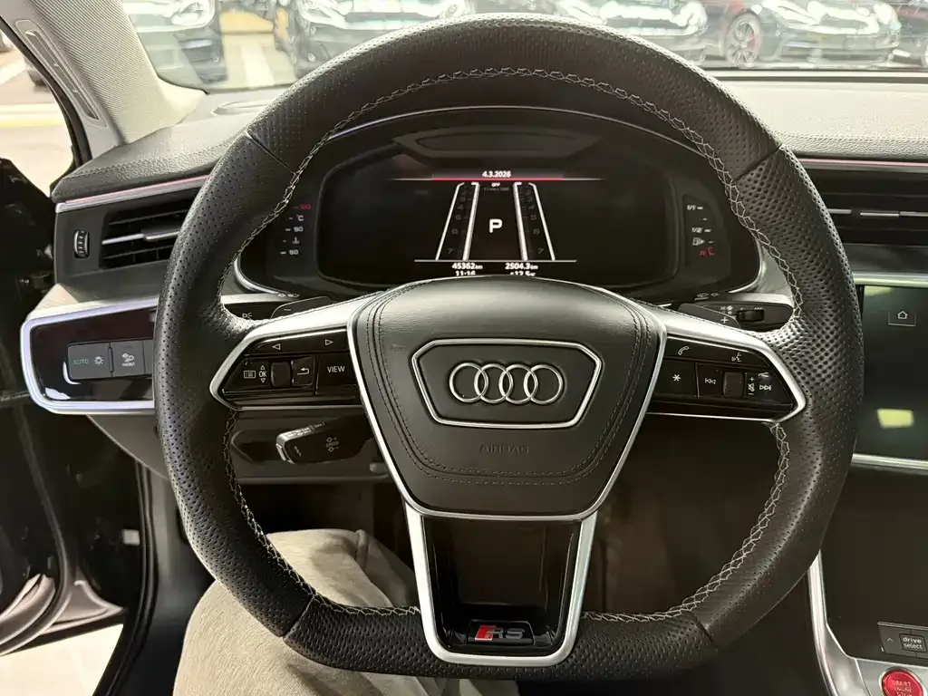 Audi A6L — фото 7