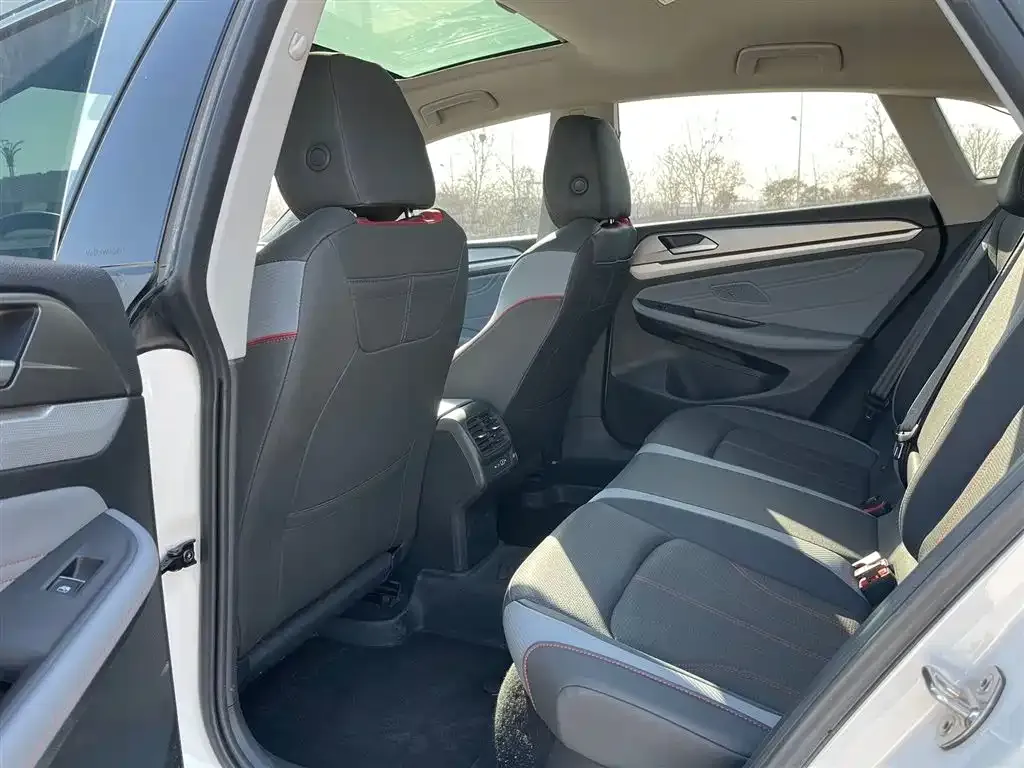 Volkswagen Lamando 2022 из CN, фото 2