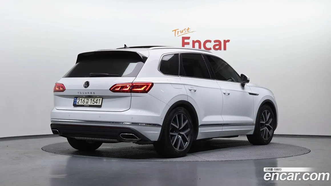 Volkswagen Touareg 2023 из KR, фото 5