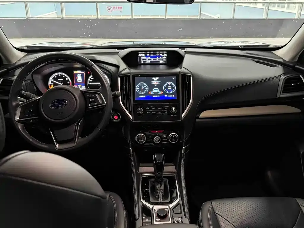 Subaru Forester 2022 из CN, фото 6