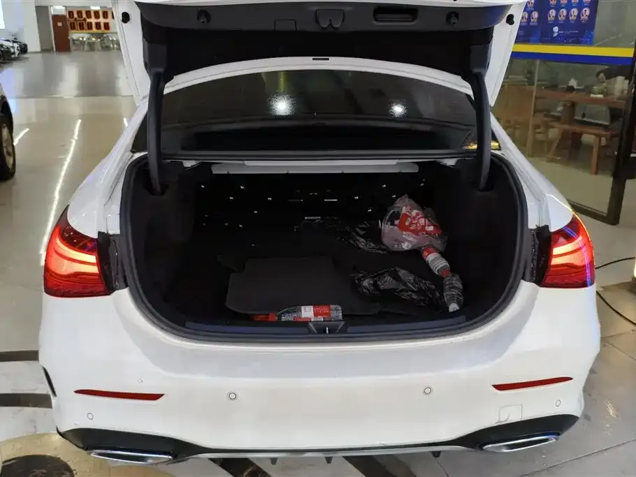 Mercedes-Benz A-Class 2024 из CN, фото 2