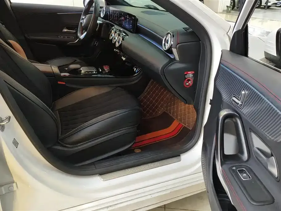 Mercedes-Benz A-Class 2024 из CN, фото 9