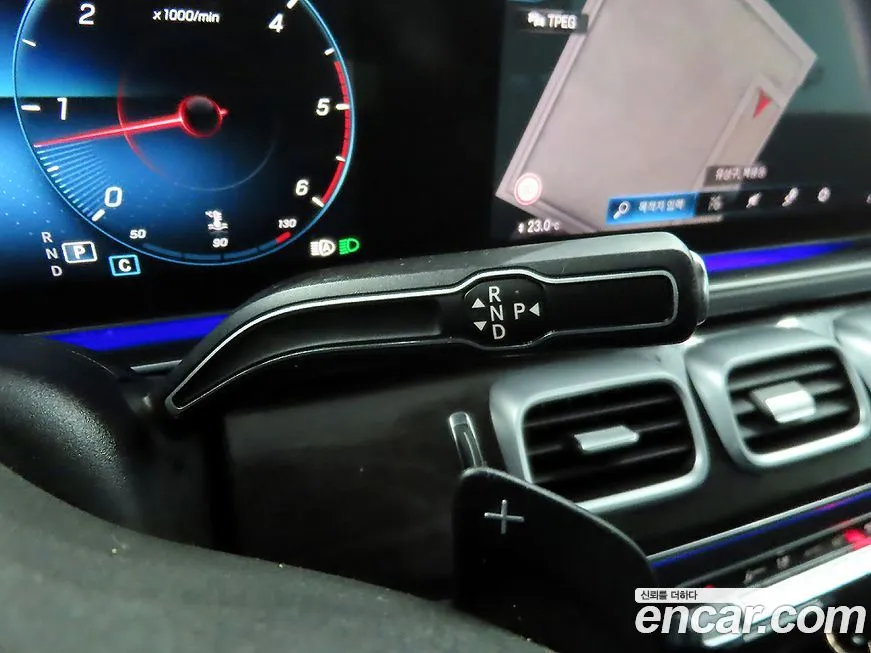 Mercedes-Benz GLE-Class — фото 10