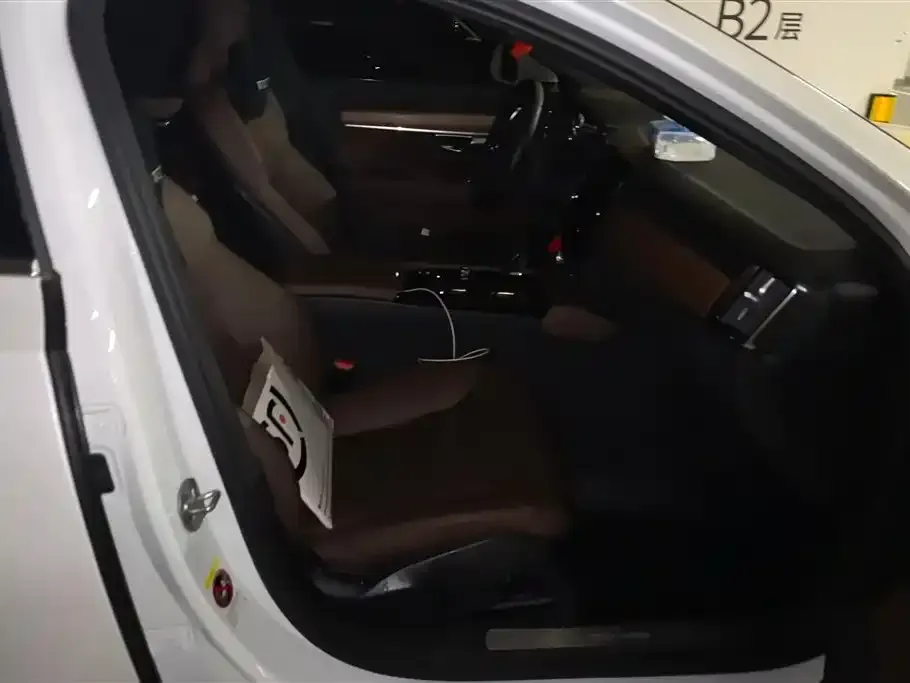 Volvo S90 PHEV 2022 из CN, фото 2
