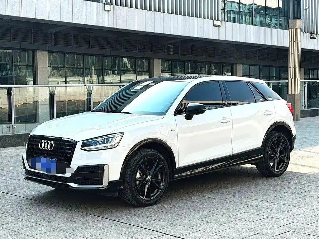 Audi Q2L 2021 из CN, фото 1