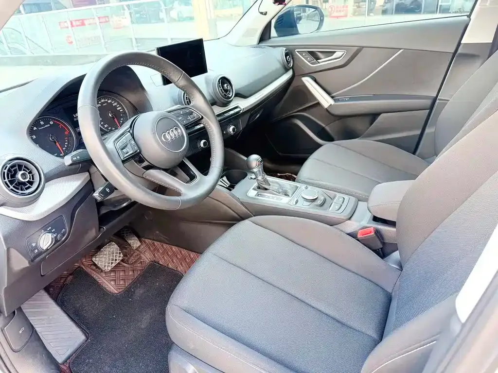 Audi Q2L 2021 из CN, фото 5