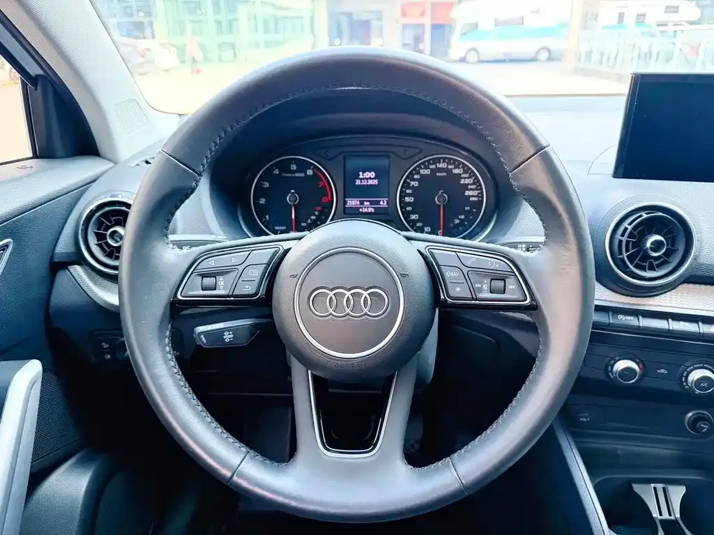 Audi Q2L 2021 из CN, фото 4