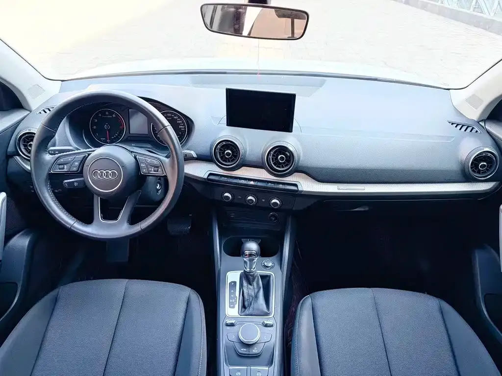 Audi Q2L 2021 из CN, фото 6