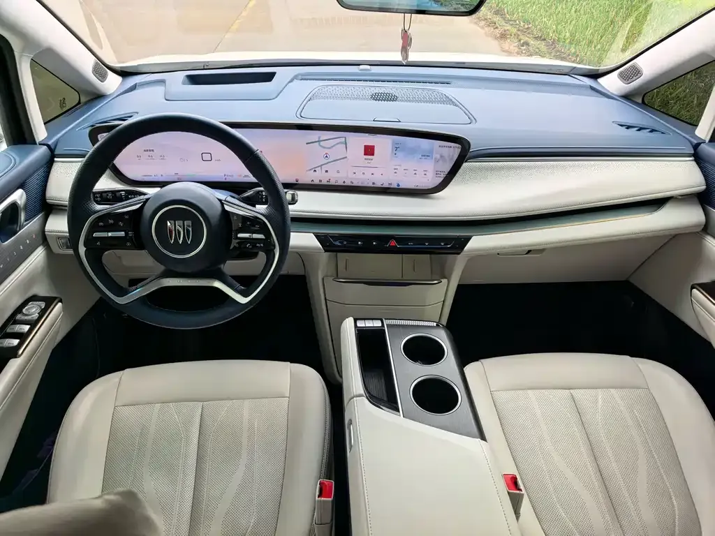 Buick GL8 Hybrid — фото 4