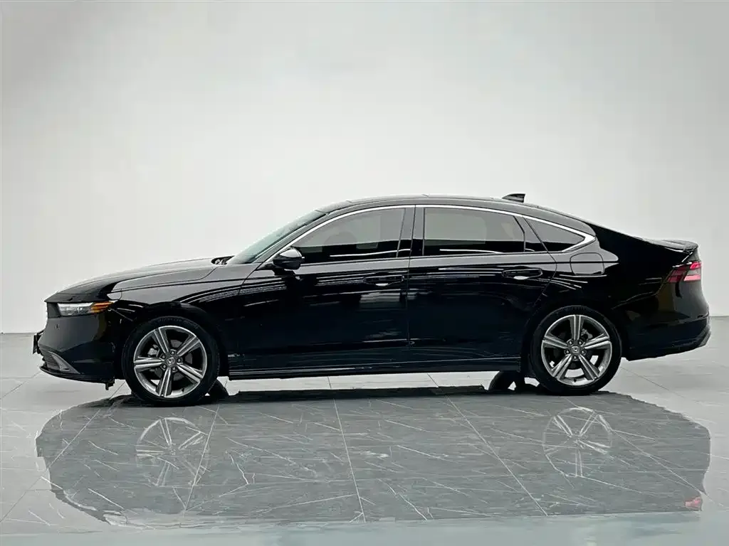Honda Accord — фото 6