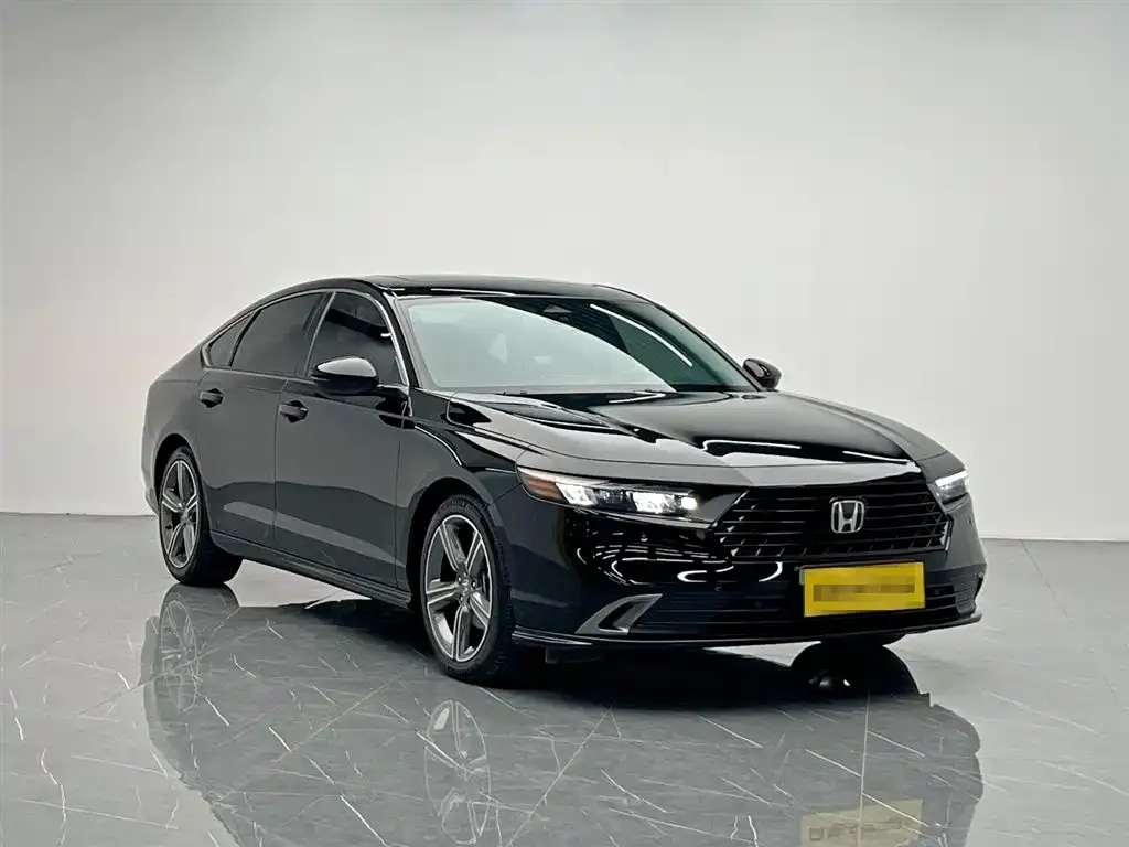 Honda Accord — фото 7