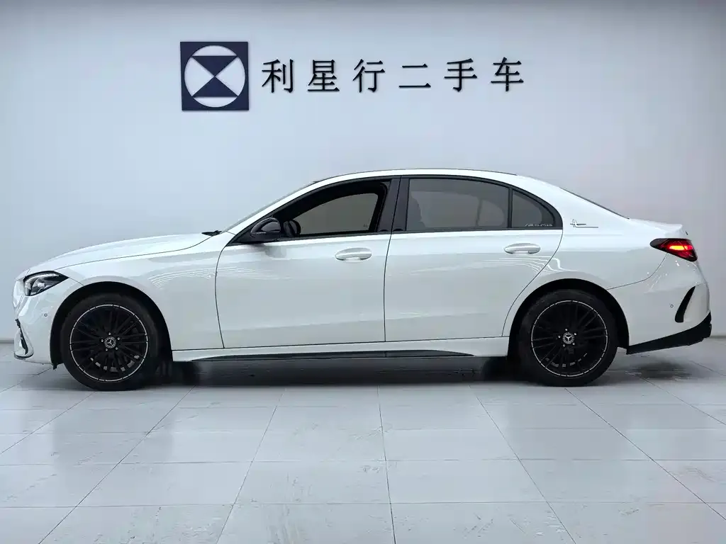 Mercedes-Benz C-Class — фото 10