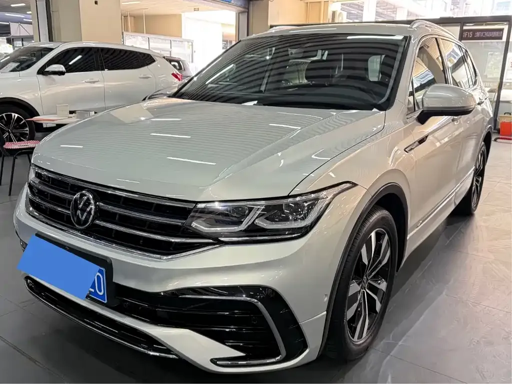 Volkswagen Tiguan L 2023 из CN, фото 5