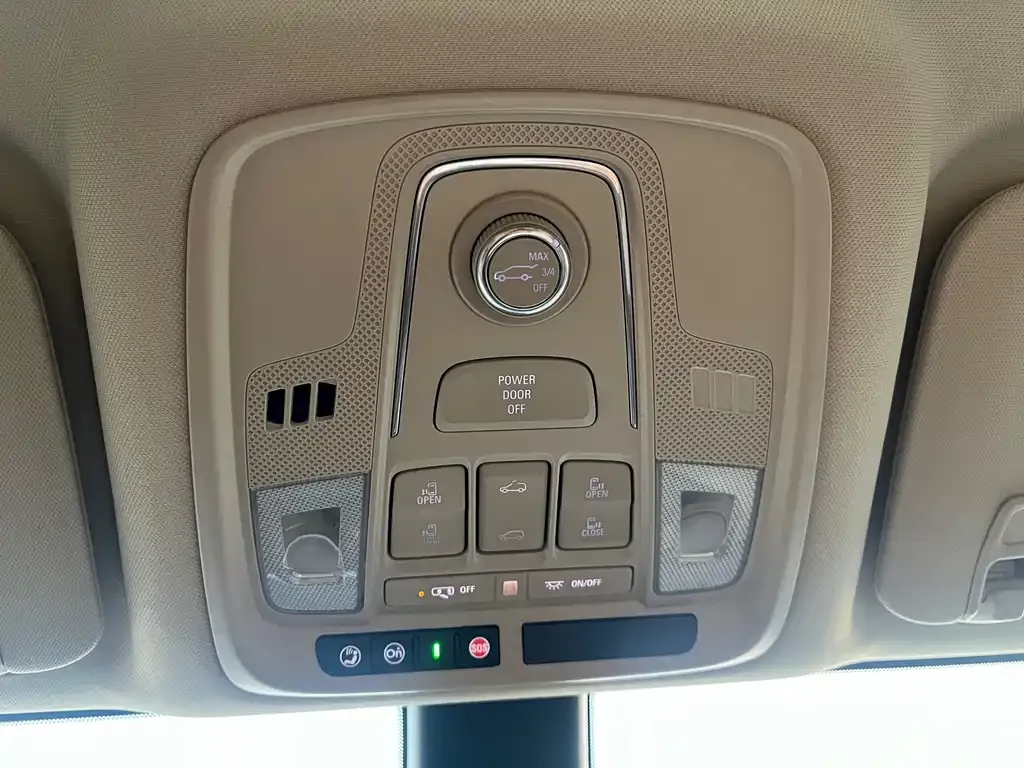 Buick GL8 Hybrid — фото 9