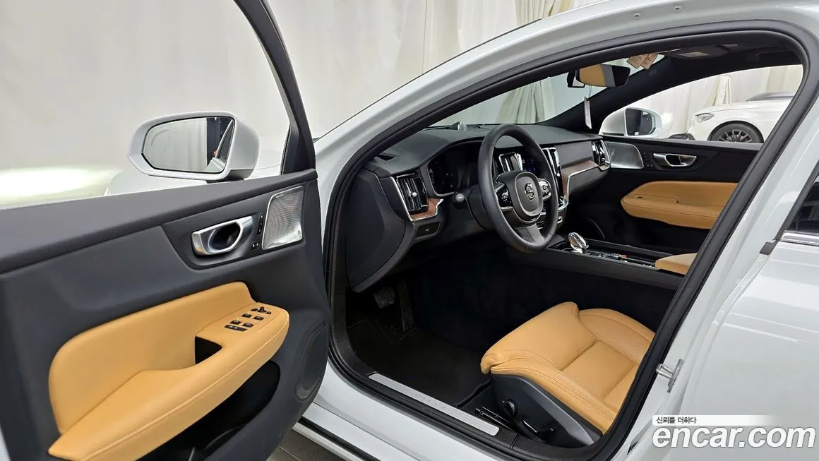 Volvo S60 2024 из KR, фото 9