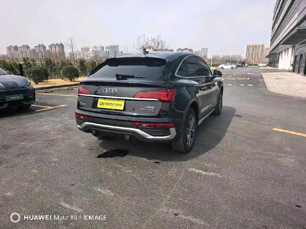 Audi Q5L Sportback 2021 из CN, фото 3