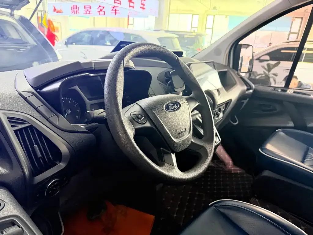 Ford Transit 2021 из CN, фото 8